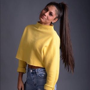 Urban Outfitters Long sleeve crop top